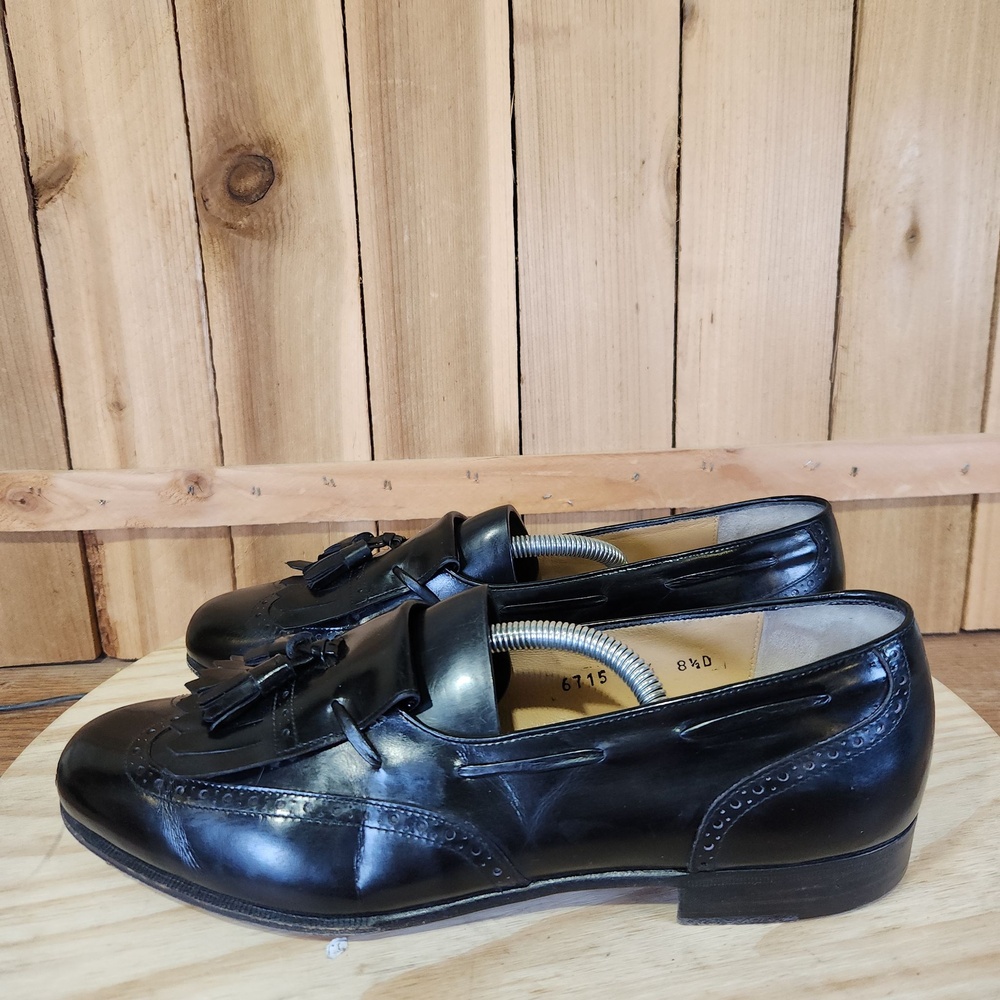 Salvatore Ferragamo Kiltie Tassel Shoes Mens 8.5 D Black Leather Loafers Dress